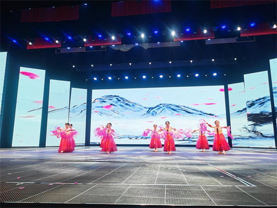 中国延边·俄罗斯《国际友谊》文化交流艺术展演在延吉举行_fororder_图片15